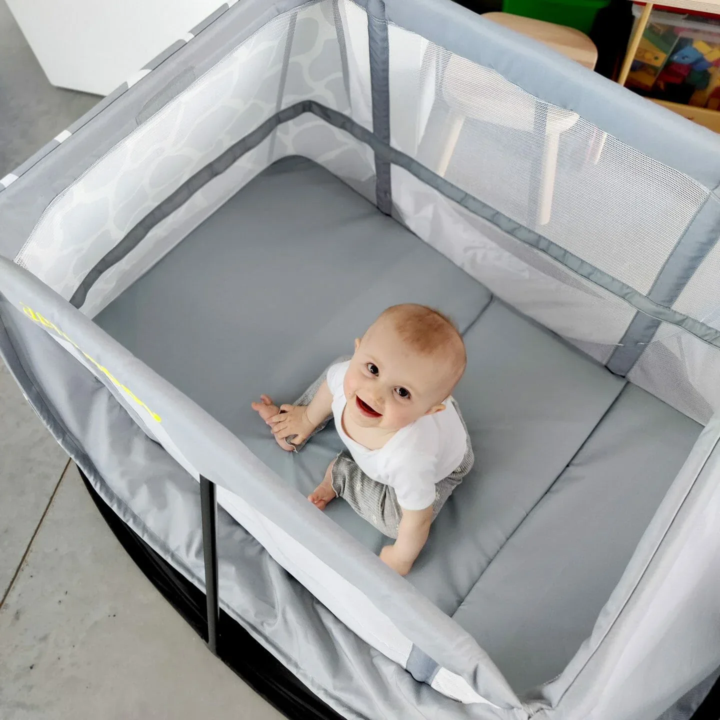 AeroMoov® Travel cot Blue Whale - Image 7