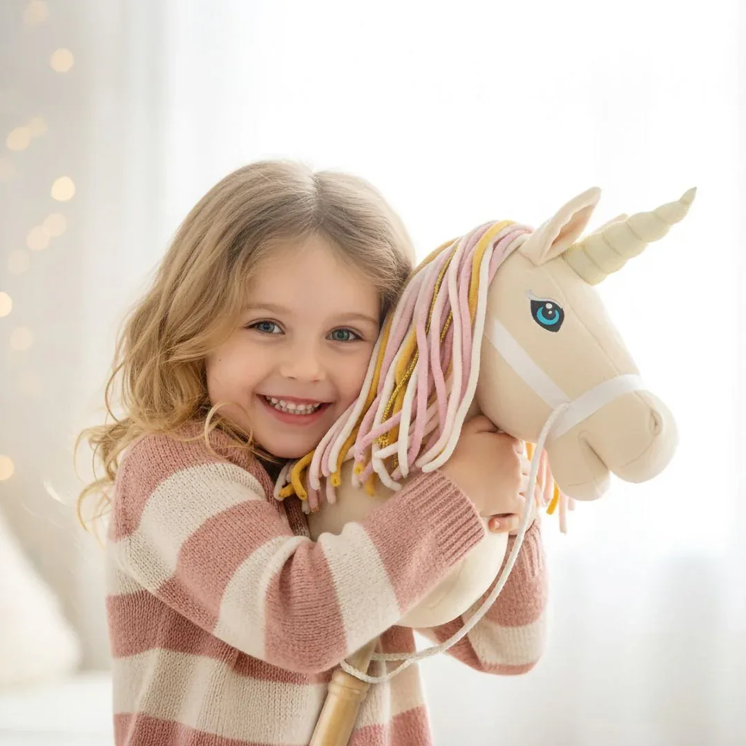 Bieco® Riding toy Unicorn Aurora - Image 4