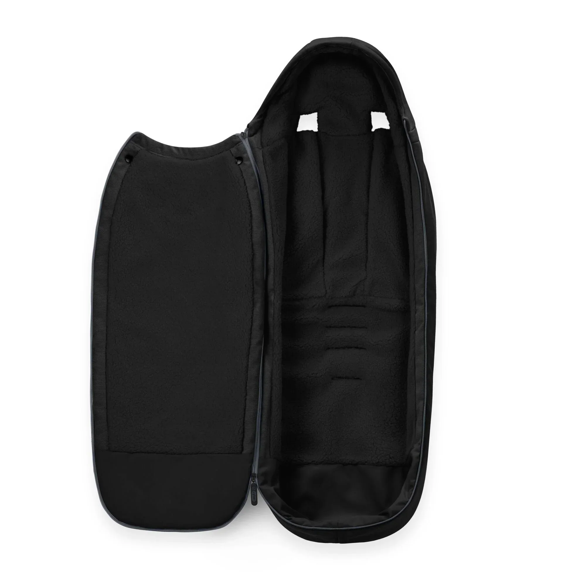Cybex® Gold Winter Footmuff Black - Image 4