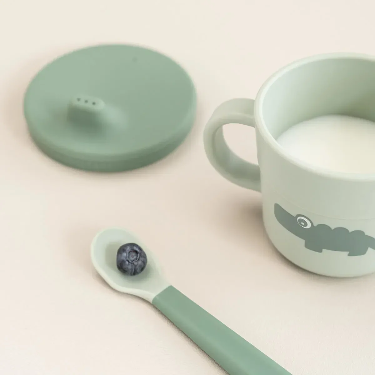 Done by Deer® 3-in-1 spout/snack cup Foodie Croco Green 215ml - Image 6