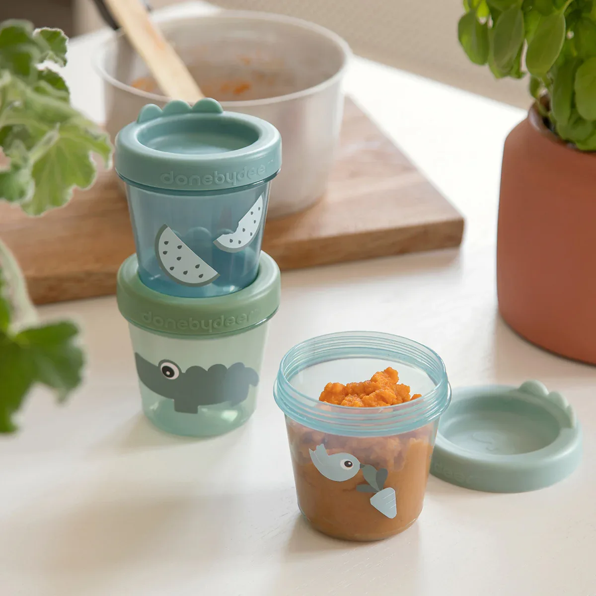 Done by Deer® Baby food container 3-pack Croco Green - Image 3
