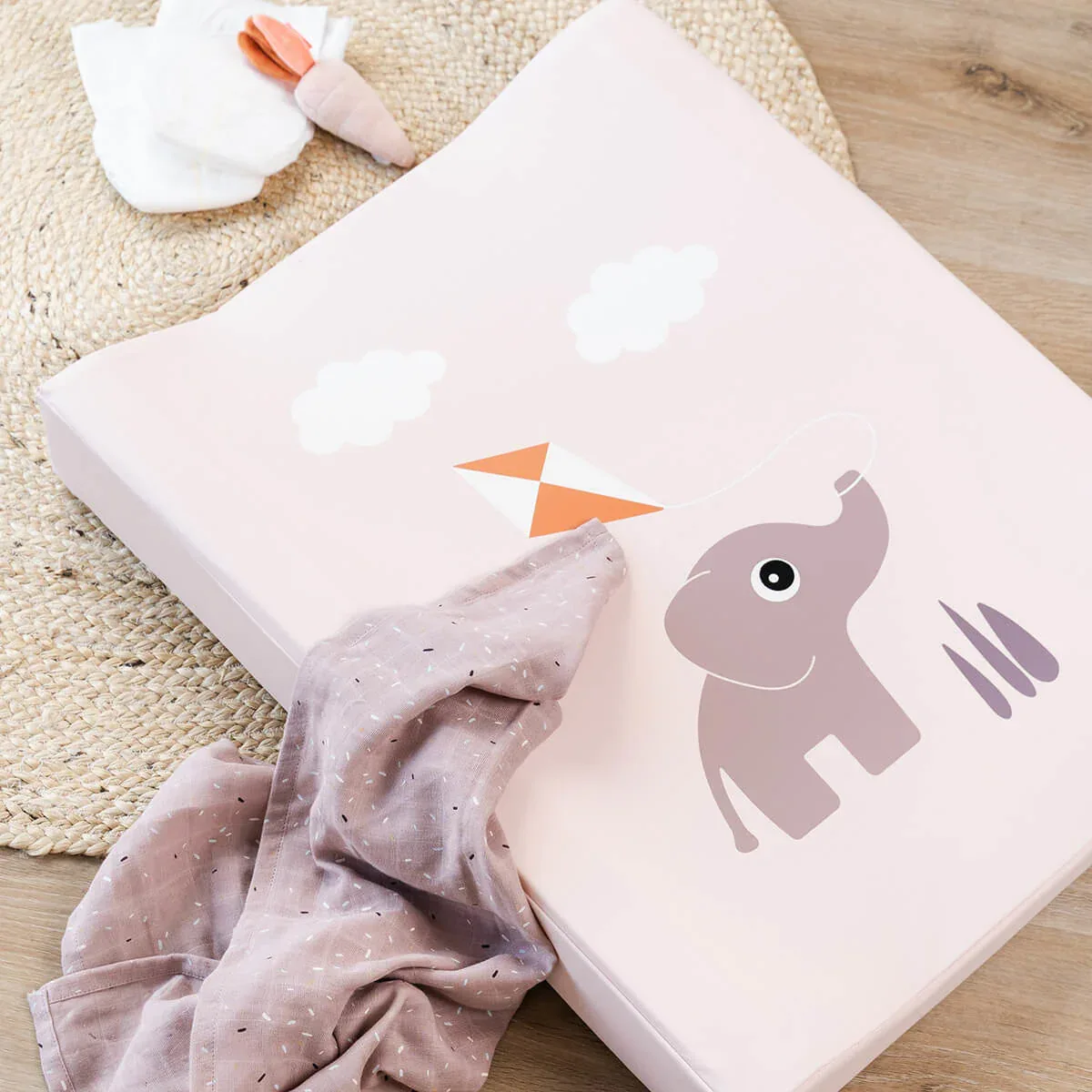 Done by Deer® Changing pad Playground Powder - Image 2