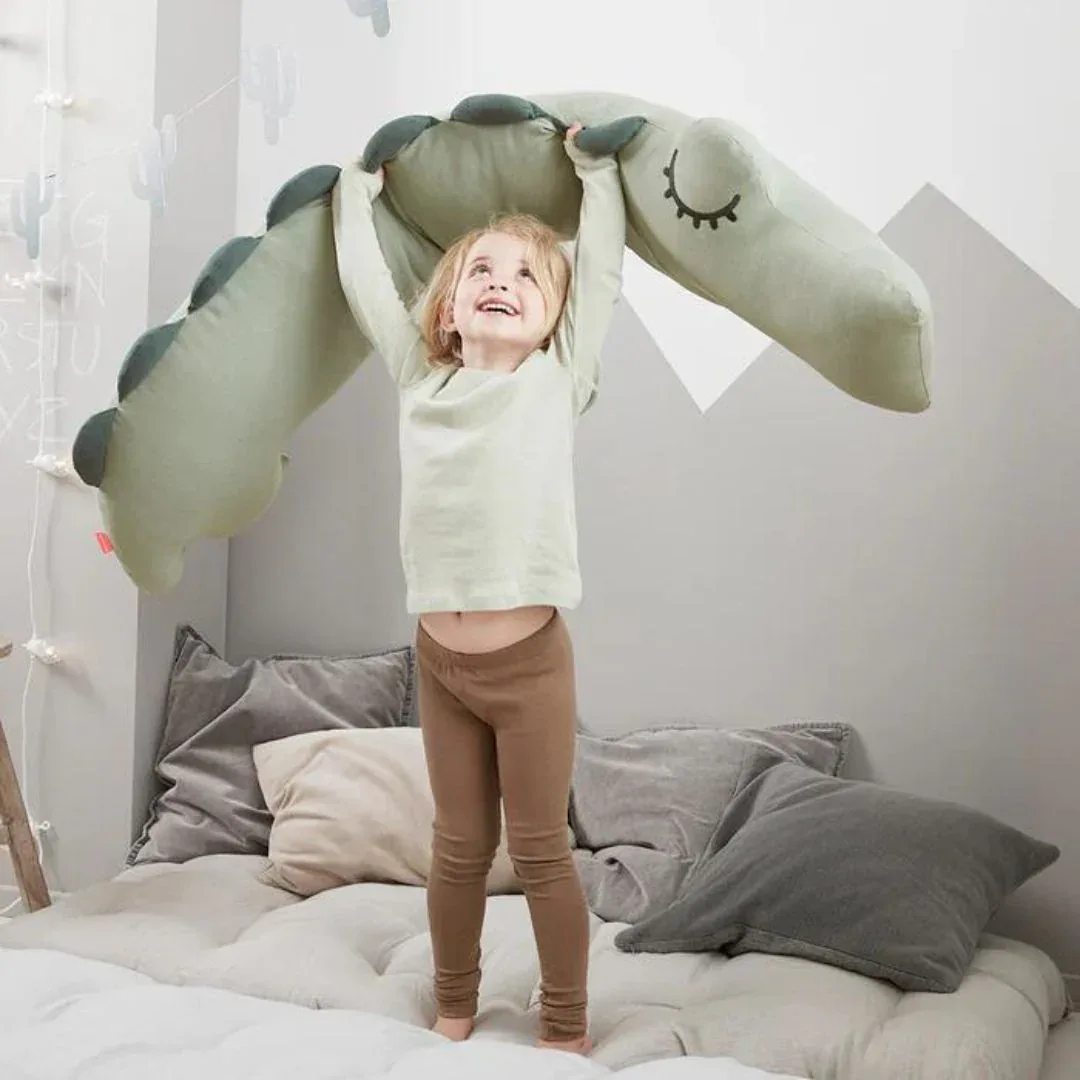 Done by Deer® Comfy body pillow Croco Sand - Image 3