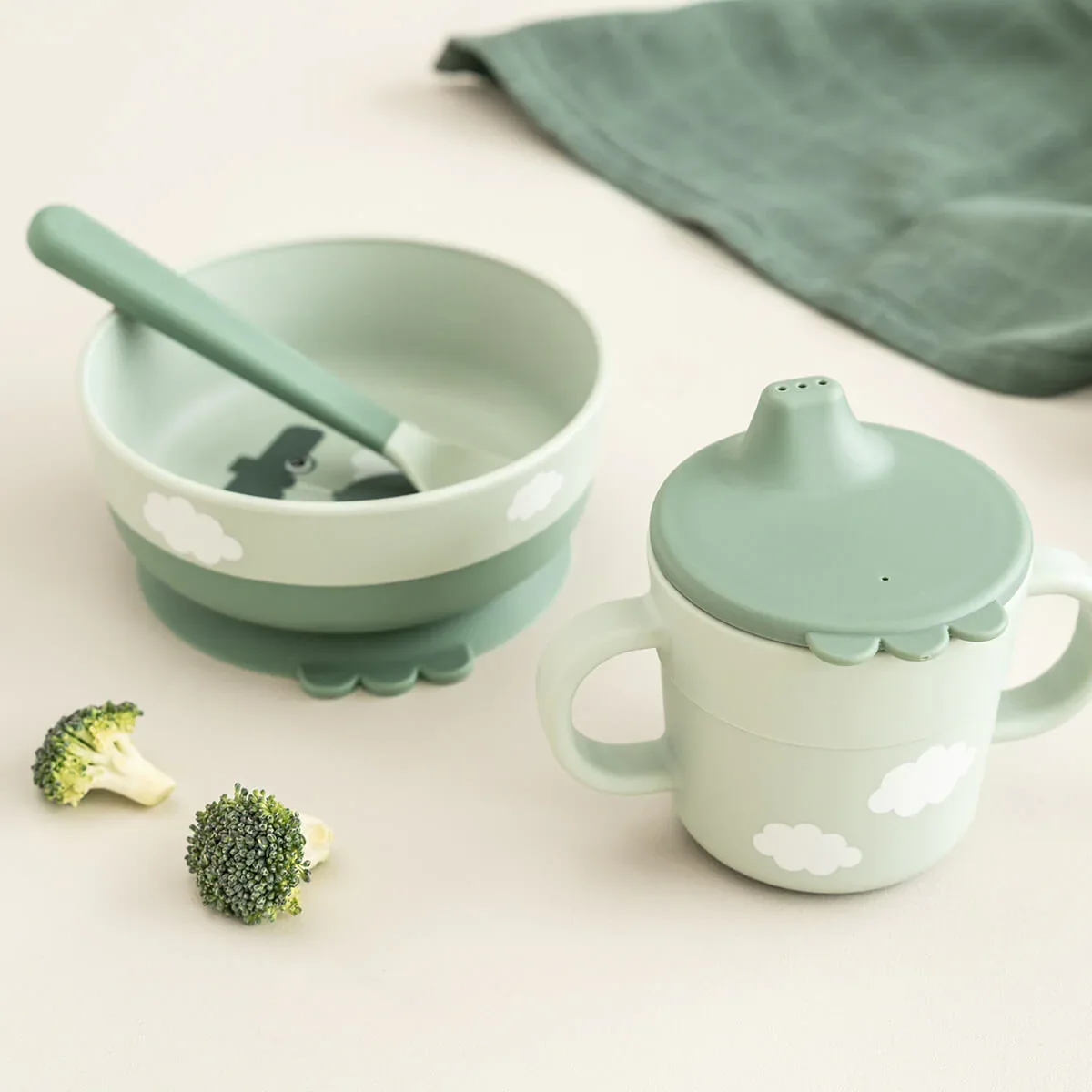 Done by Deer® First Feeding Set Foodie Happy Clouds Green - Image 5