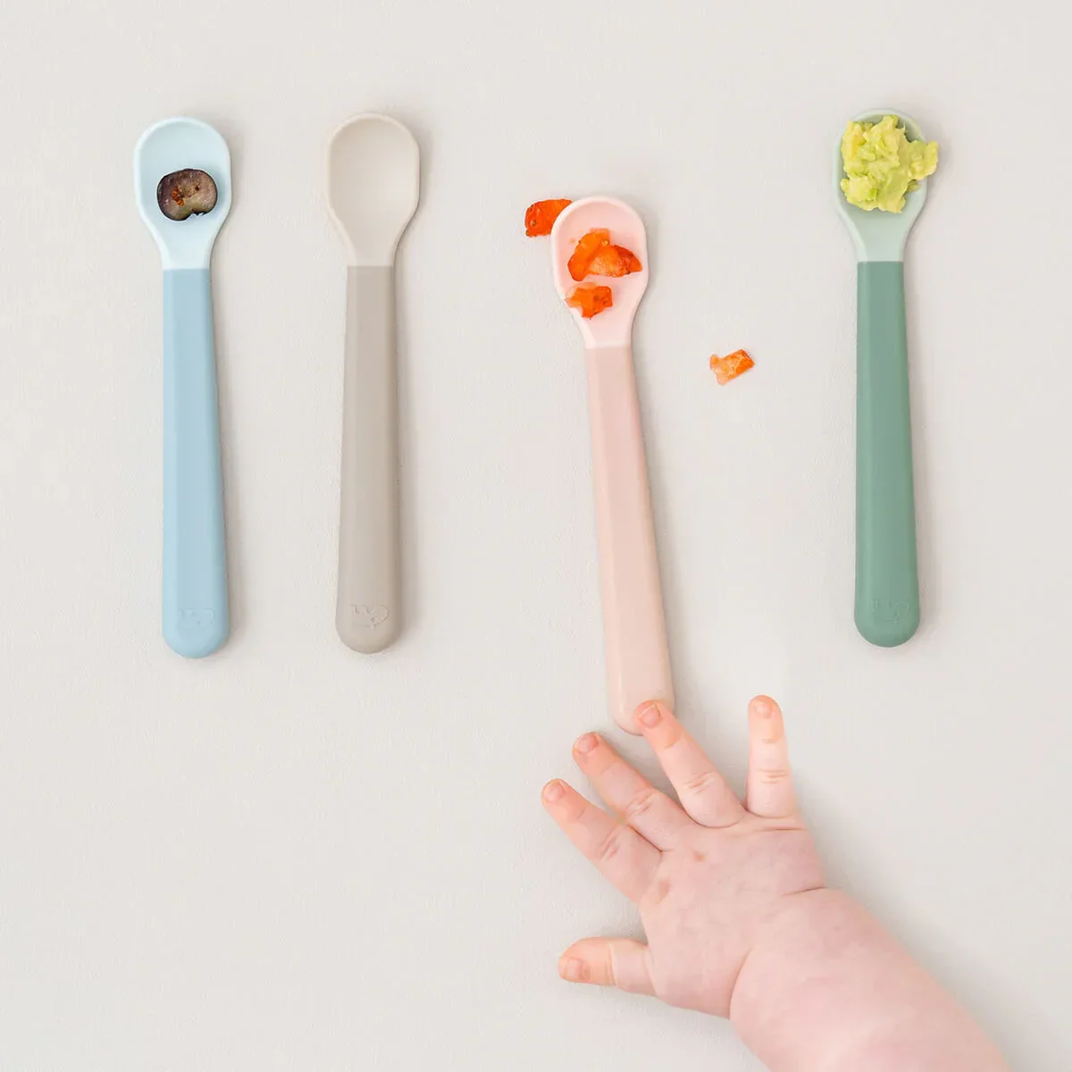 Done by Deer® Foodie Easy-grip Baby Spoon 3-pack Powder - Image 6