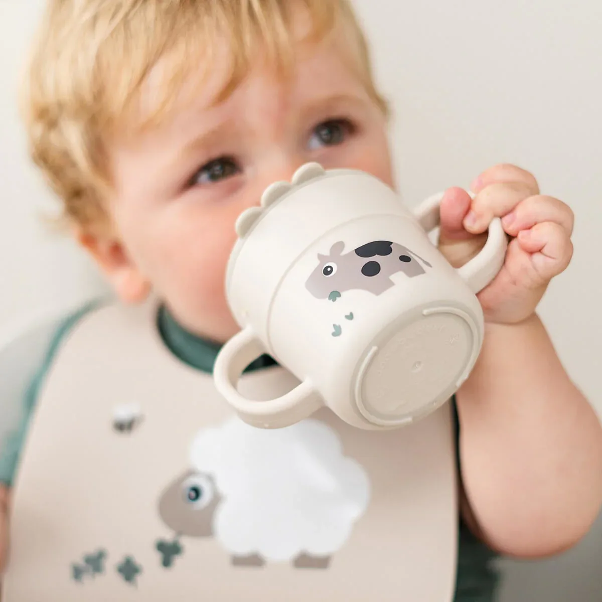 Done by Deer® Foodie Spout Cup Tiny Farm Sand - Image 4