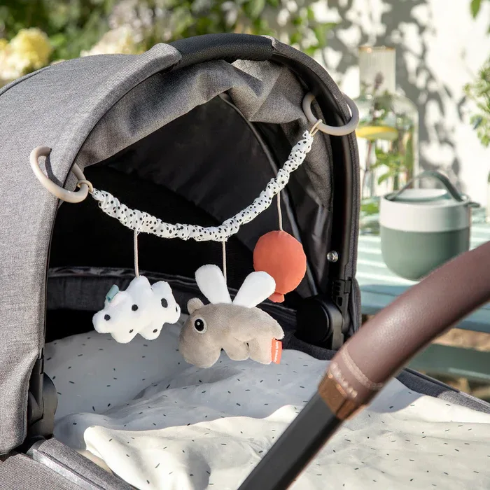 Done by Deer® Pram toy Happy clouds Sand - Image 3