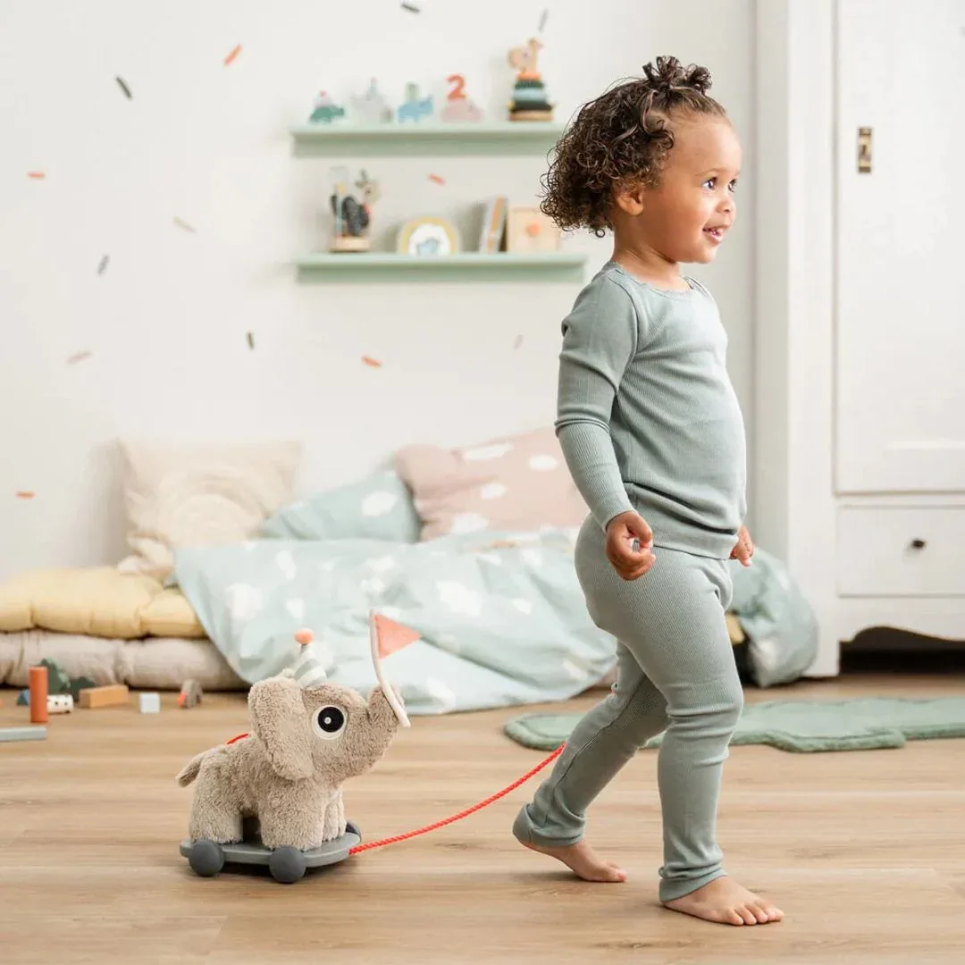 Done by Deer® Pull-along Toy 2-in-1 Elphee Sand - Image 4