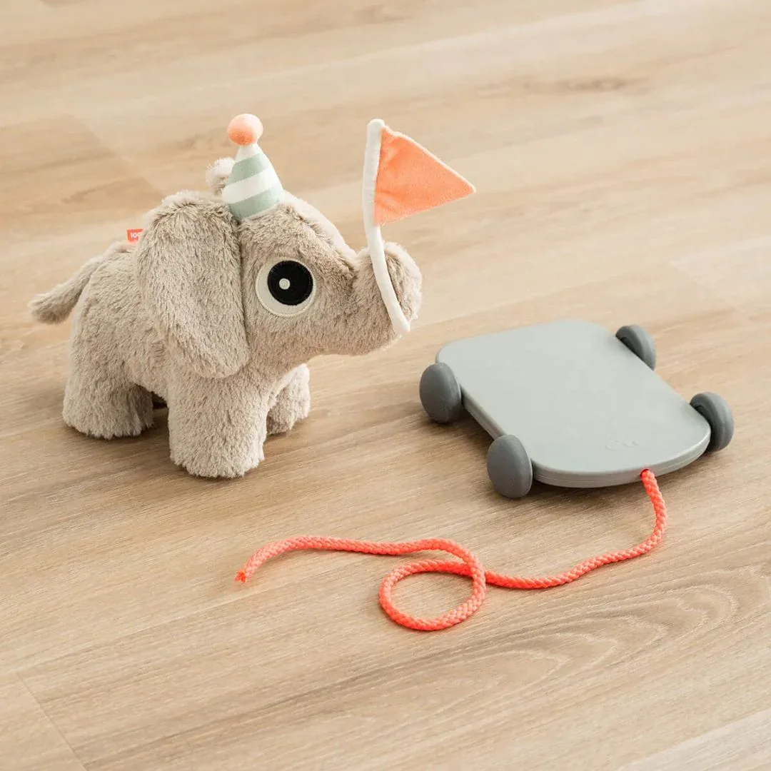 Done by Deer® Pull-along Toy 2-in-1 Elphee Sand - Image 6