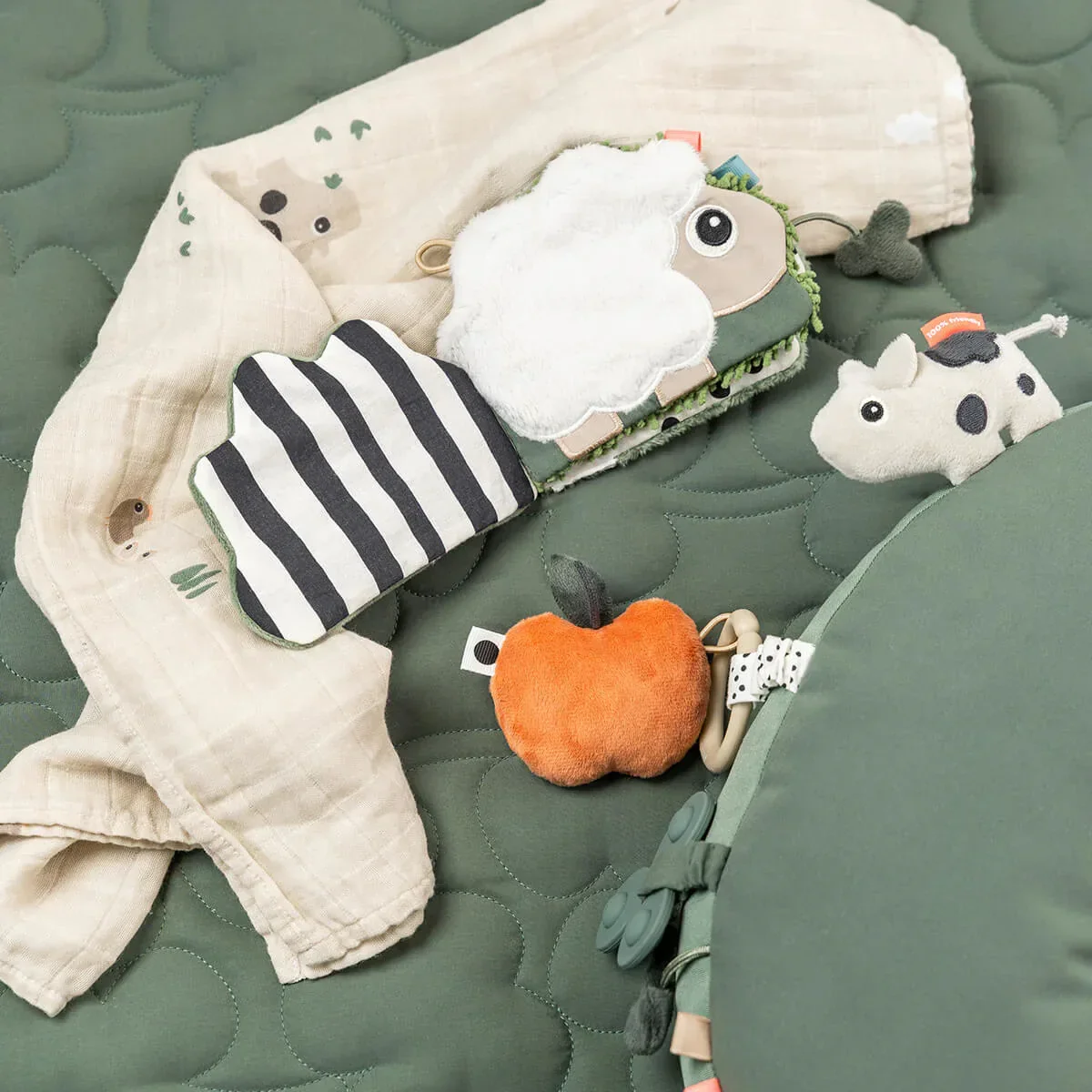 Done by Deer® Sensory baby book Tiny Farm Colour Mdarila dix - Image 6