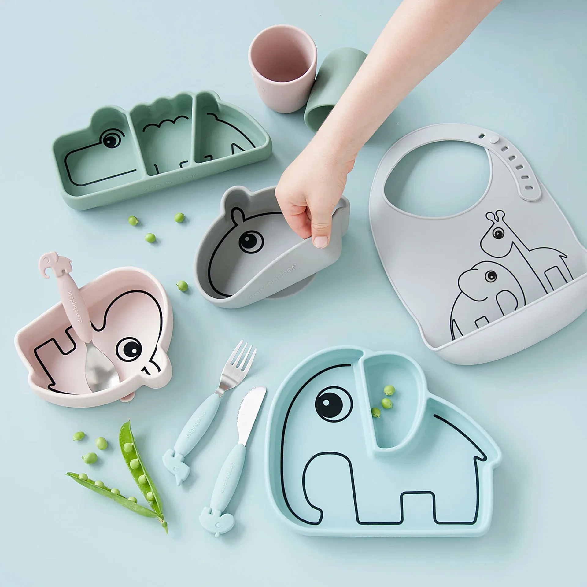 Done by Deer® Silicone Stick&Stay snack plate Croco Green - Image 4