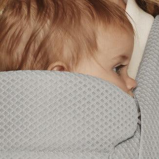 Ergobaby® Baby Carrier Omni Deluxe Mesh Pearl Grey - Image 9
