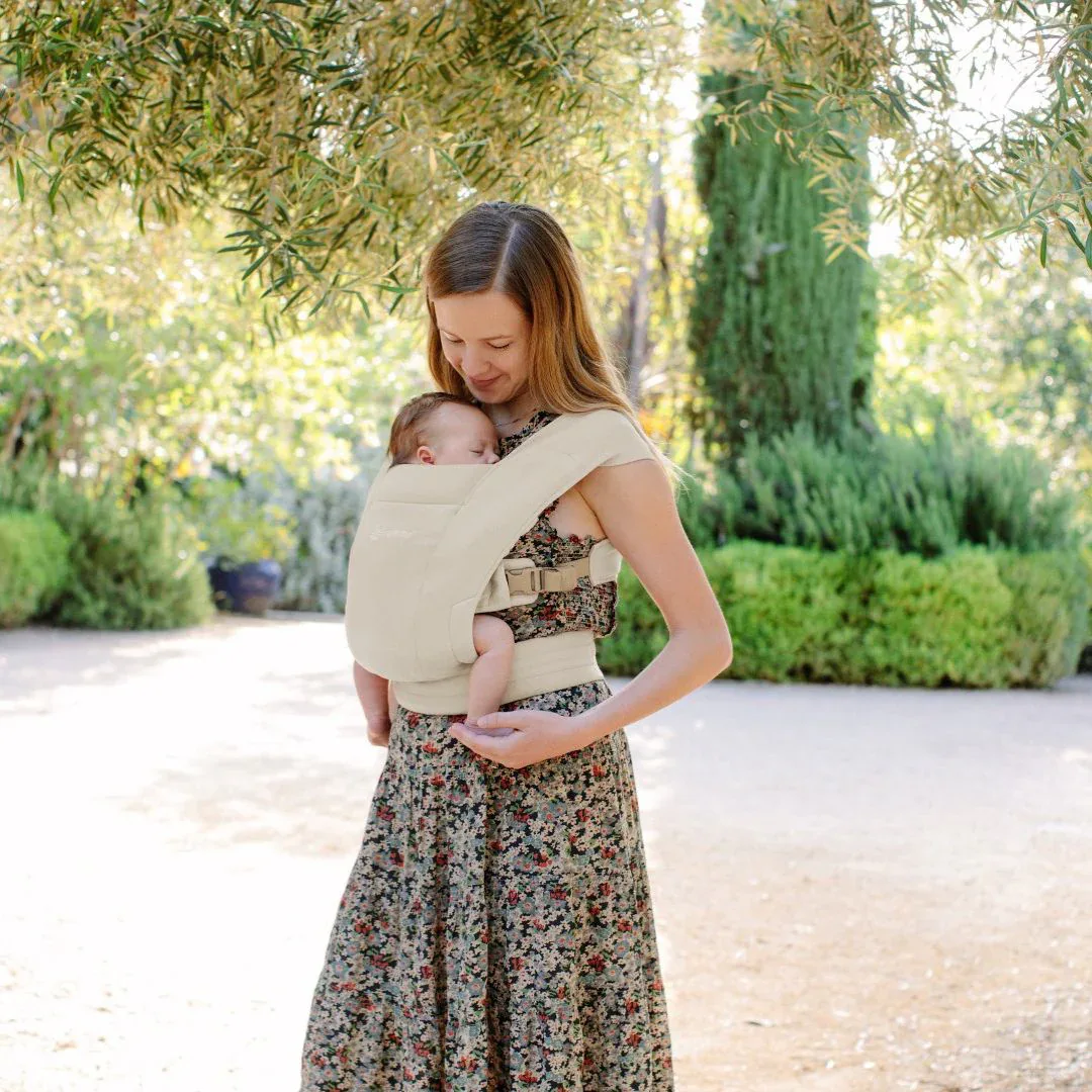 Ergobaby® Carrier Embrace Pure Black  - Image 12