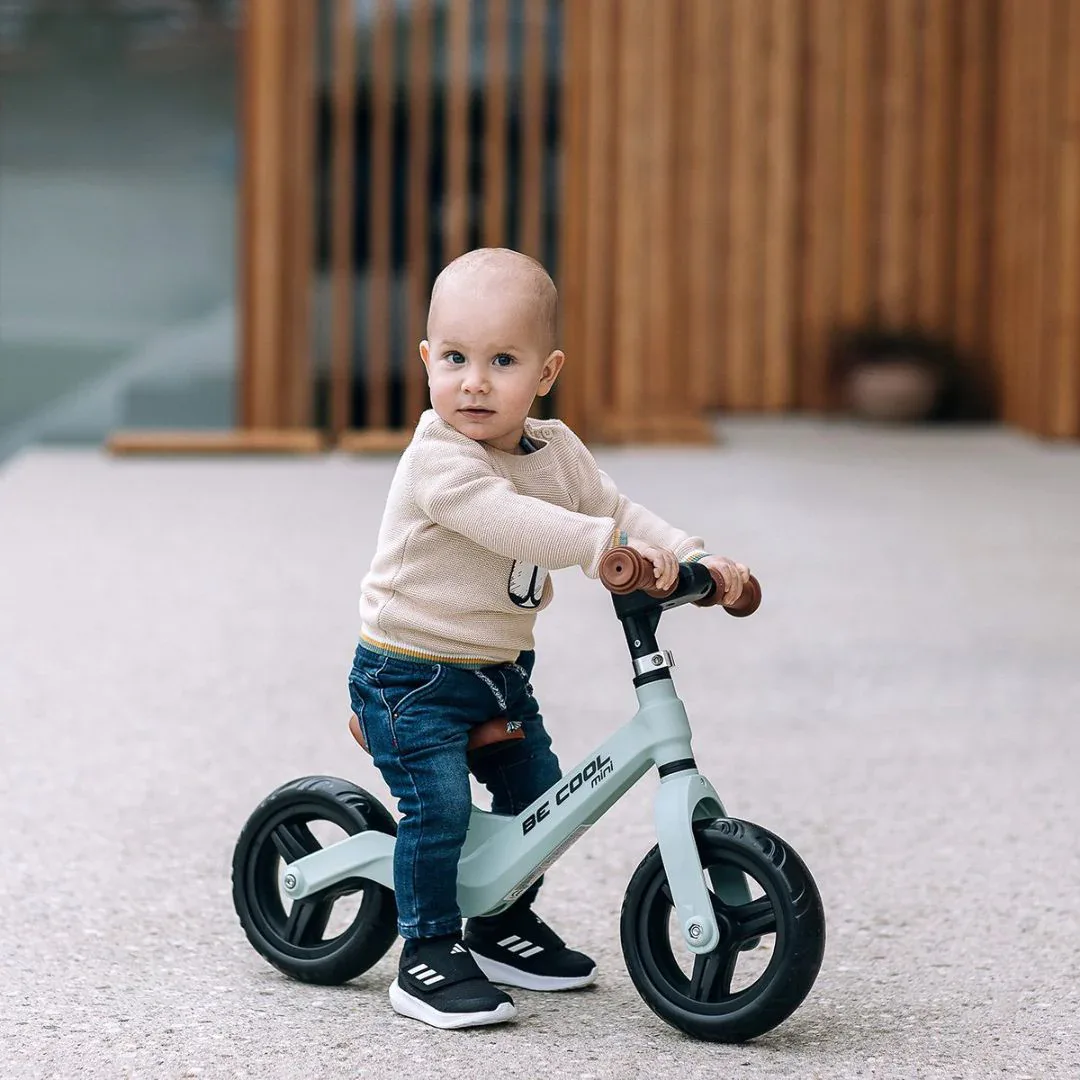 Free2Move® Balance Bike Be Cool MINI Green - Image 4