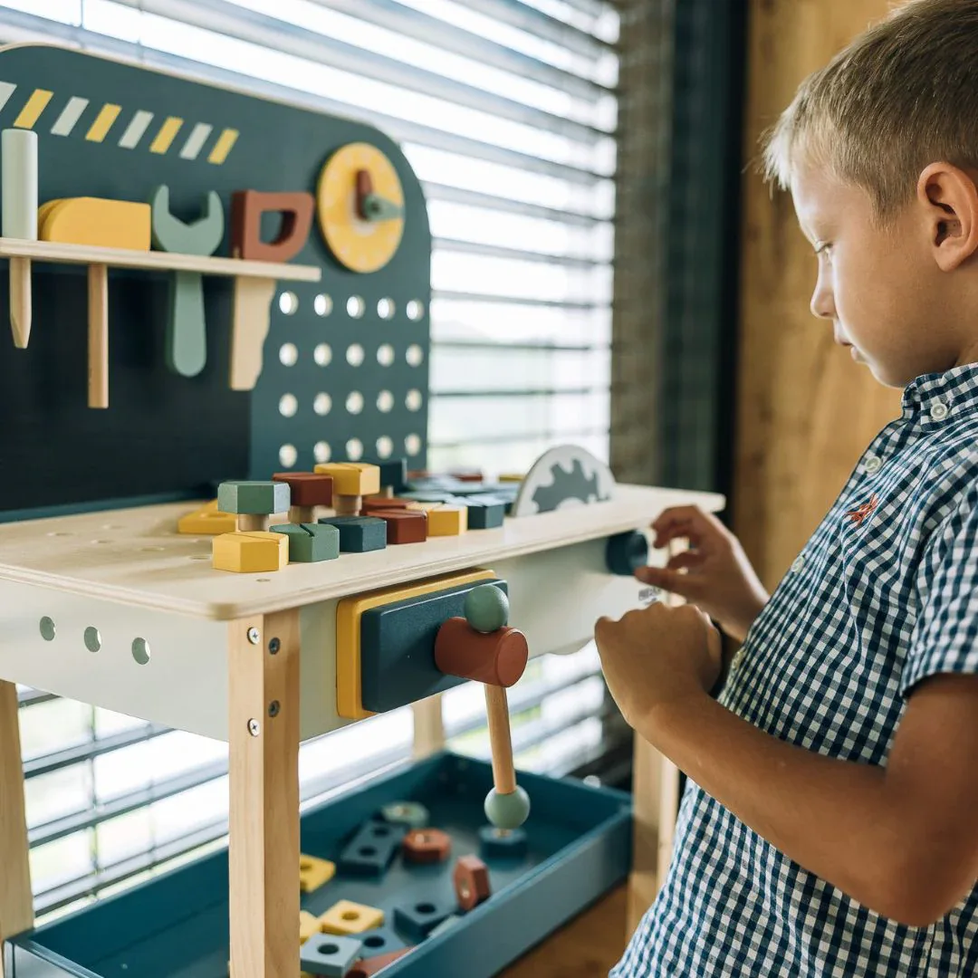 Free2Play® My First Wooden Workshop with Accessories - Image 6