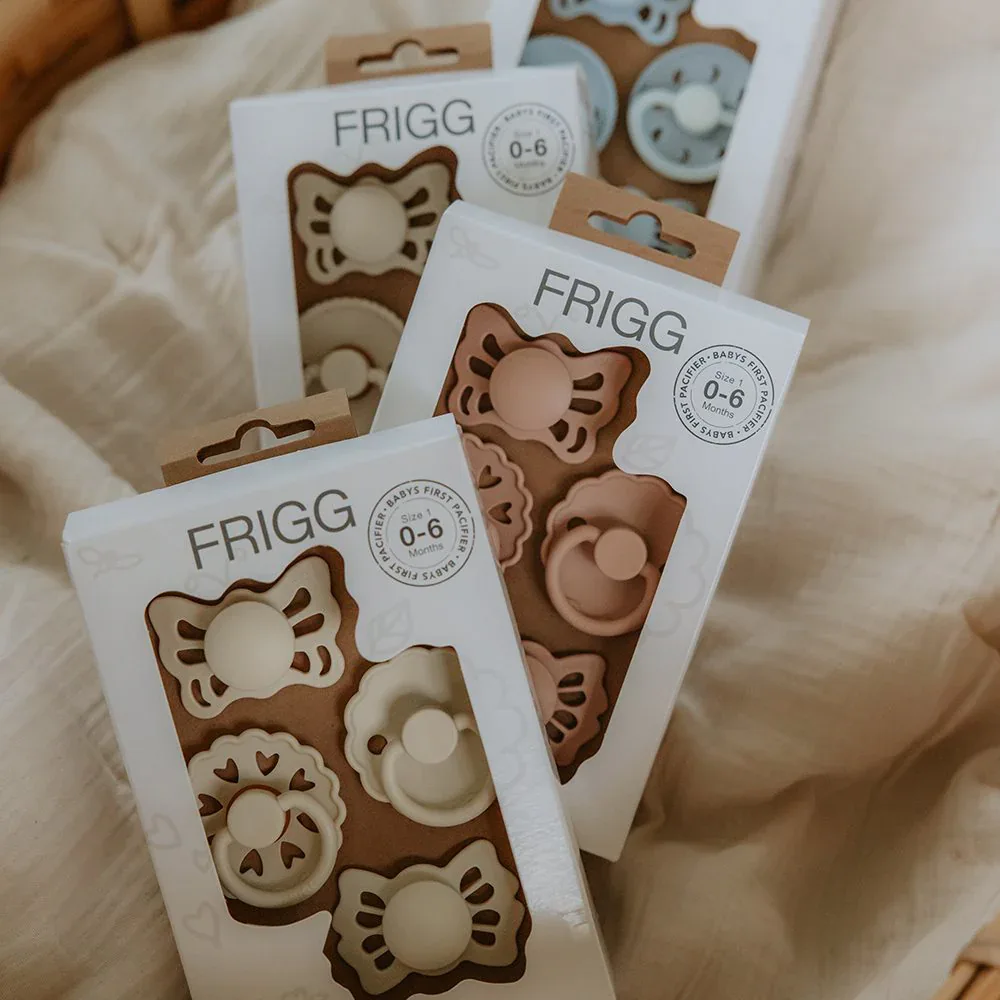 Frigg® Baby’s First Pacifier Set 4-pack Moonlight Sailing Cream - Image 4