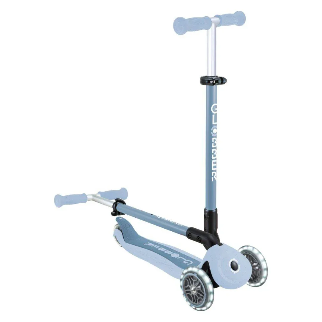 Globber® GO UP  Active ECO Foldable Scooter with Light-Up Wheels Blueberry - Image 12