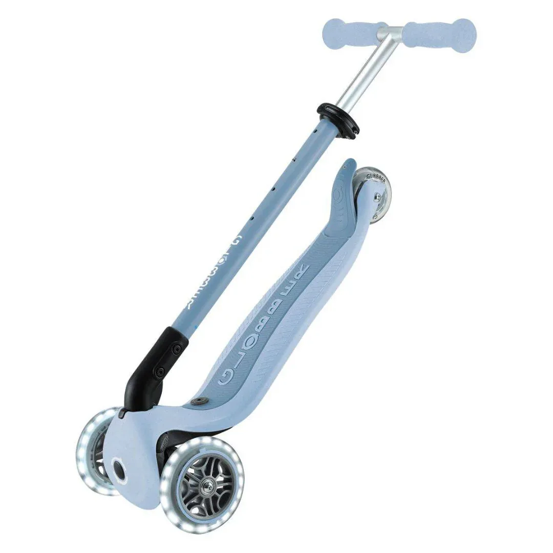 Globber® GO UP  Active ECO Foldable Scooter with Light-Up Wheels Blueberry - Image 14