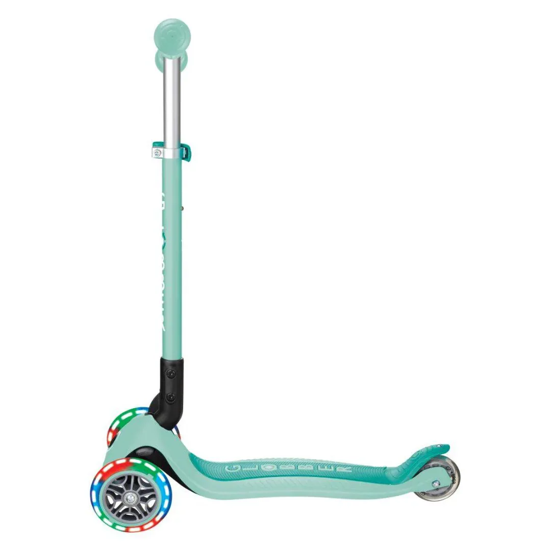 Globber® Primo Scooter with Light-Up Wheels Mint - Image 5
