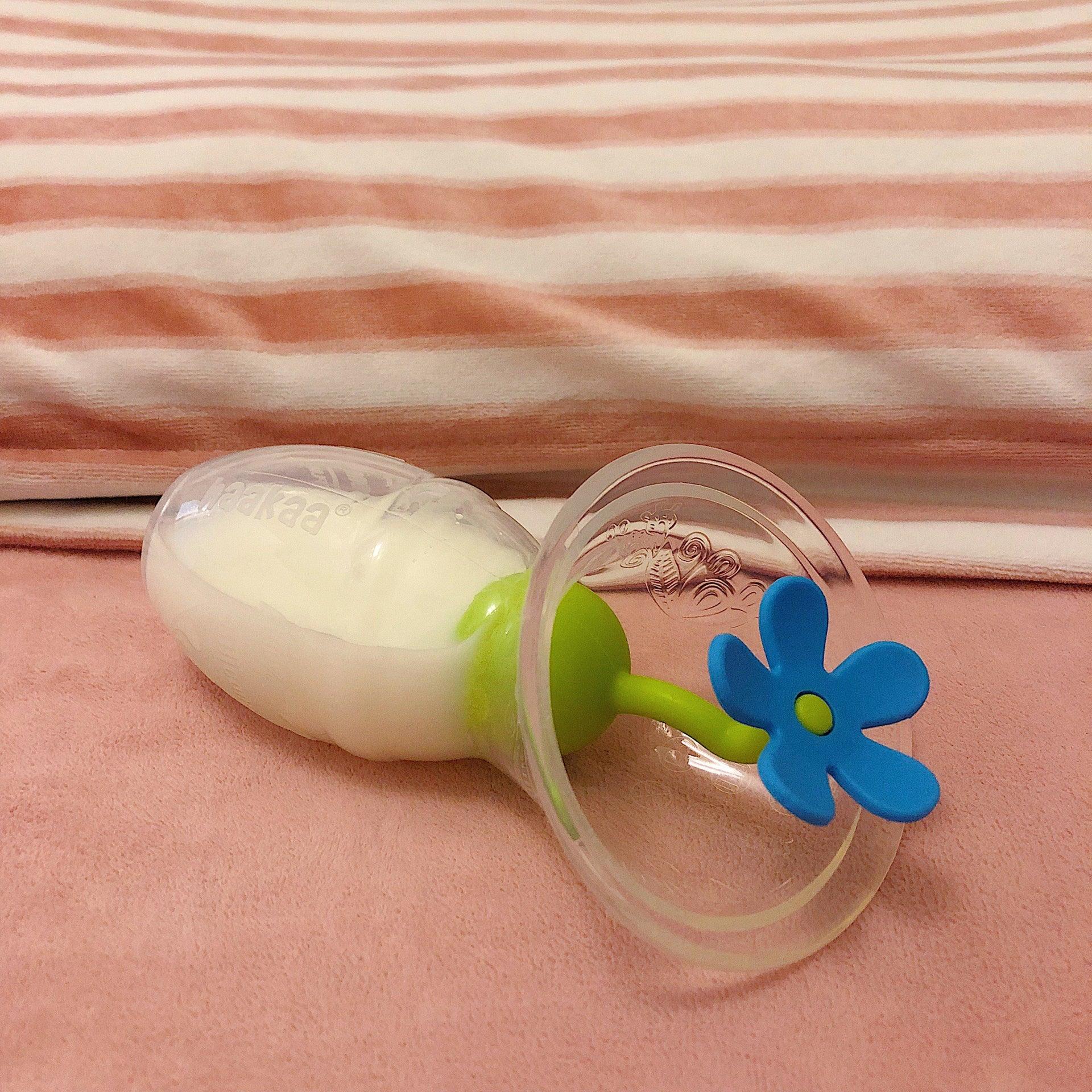 Haakaa® Silicone Breast Pump Flower Stopper Blue - Image 3