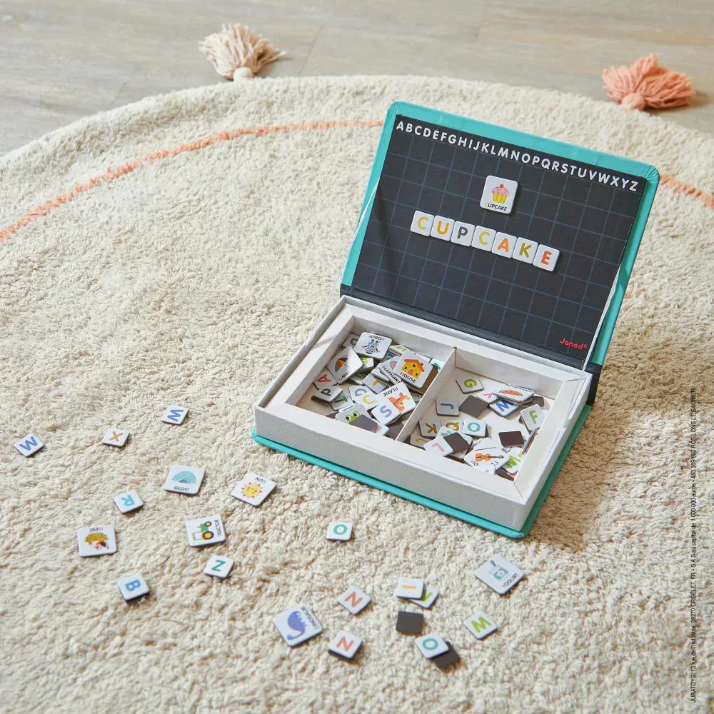 Janod® Magnetic Game English Alphabet - Image 7