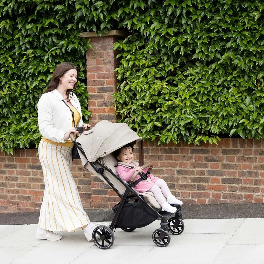 Joie® Compact stroller Parcel™ LX Signature Ebony - Image 8