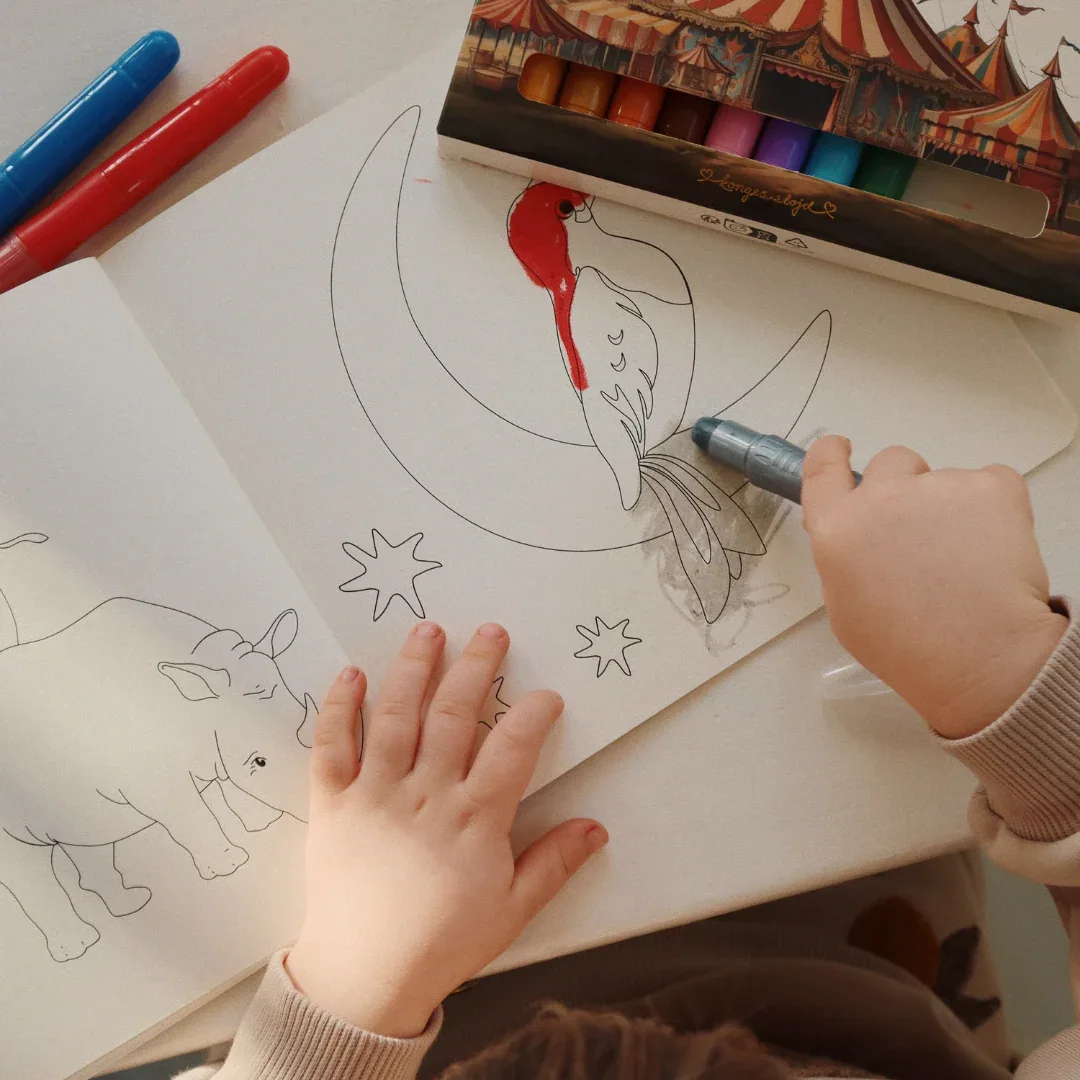 Konges Sløjd® Gel crayons and drawing pad - Image 2