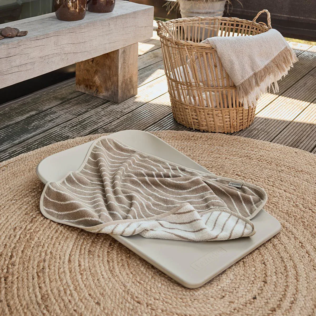 Leander® Changing Matty MINI Cappuccino - Image 10