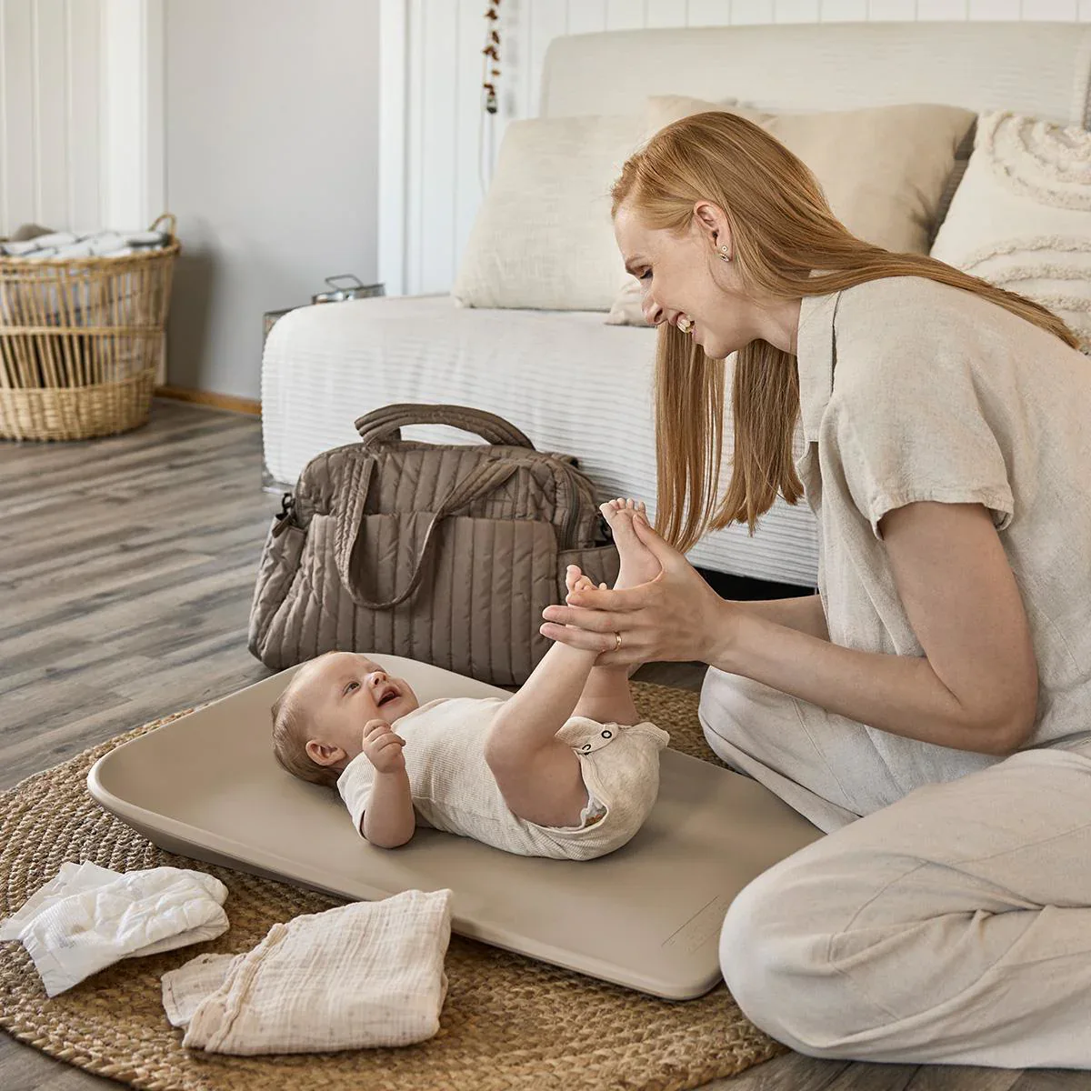 Leander® Changing Matty MINI Cappuccino - Image 8