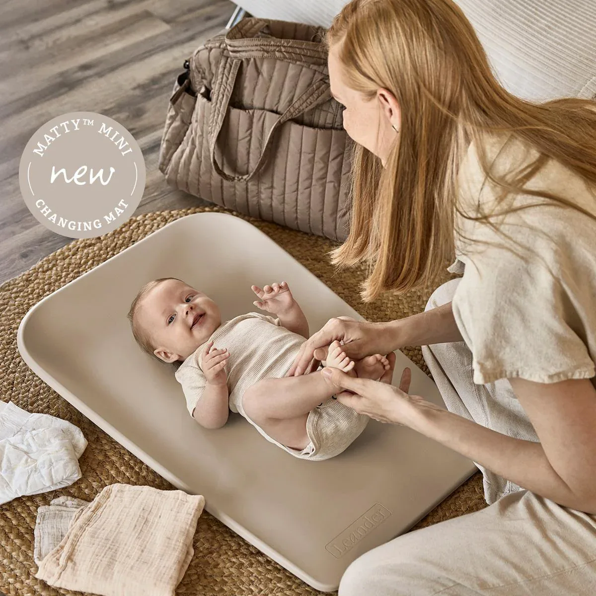 Leander® Changing Matty MINI Cappuccino - Image 9