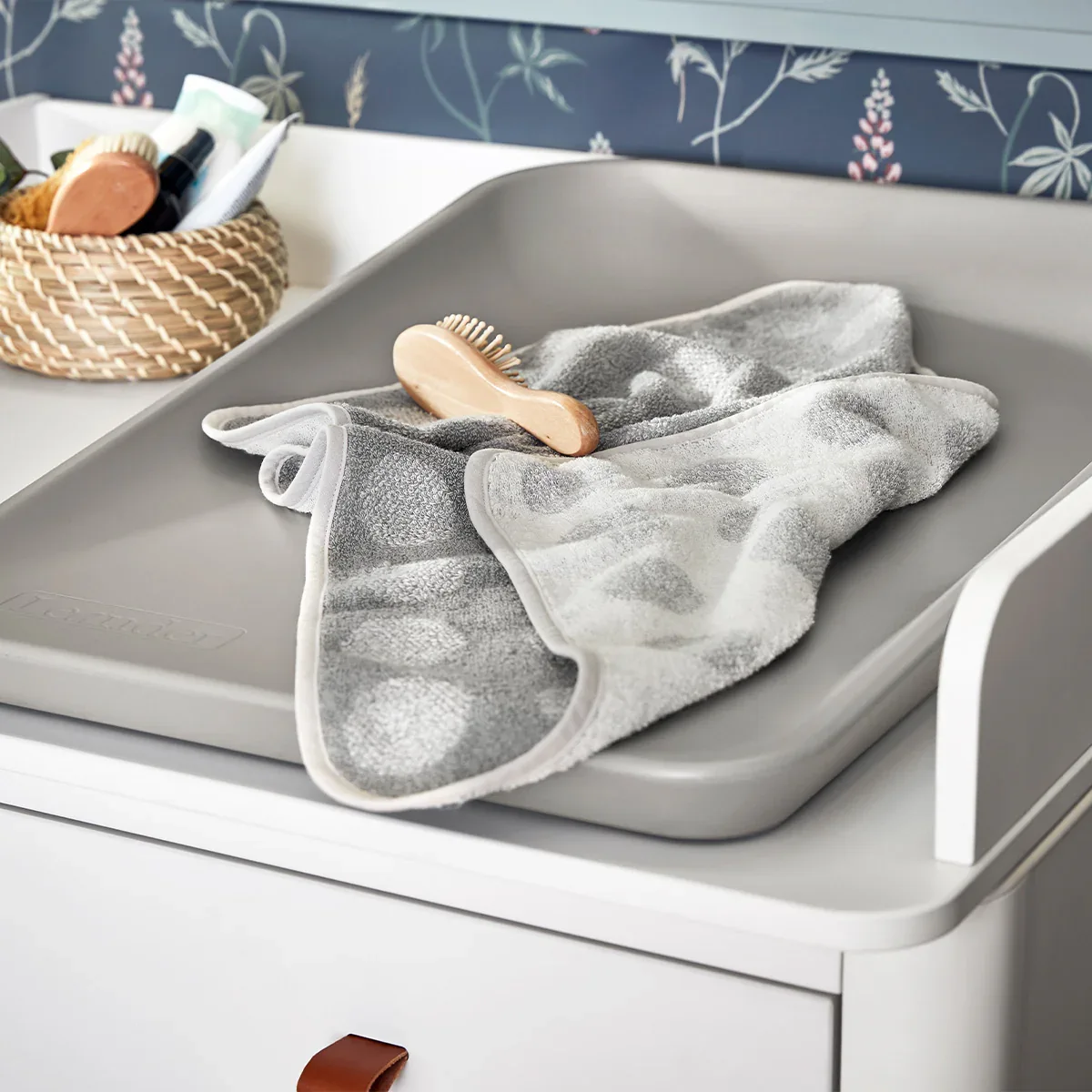 Leander® Changing Matty Pearl Grey - Image 9