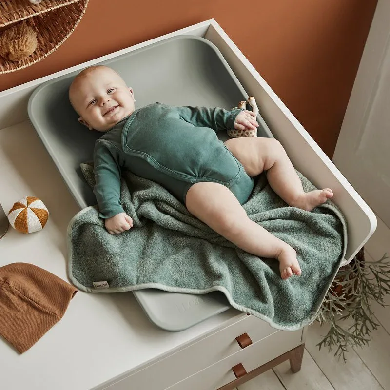Leander® Changing Matty Sage Green - Image 7