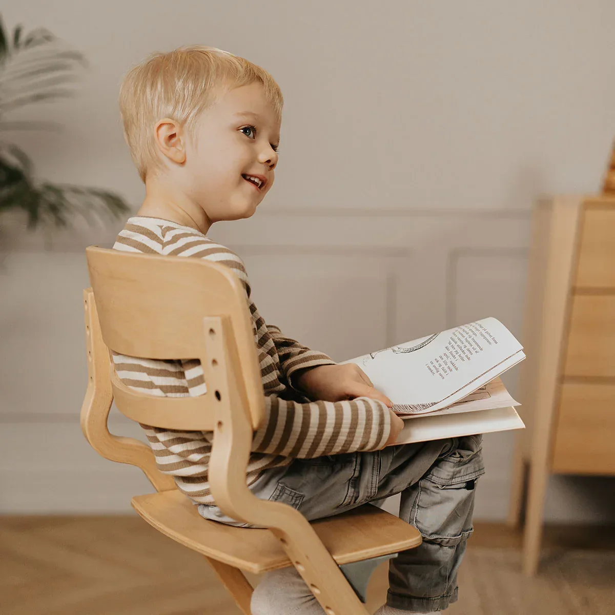 Leander® Highchair Louie™ wo. Safety Bar Beech Natural - Image 15