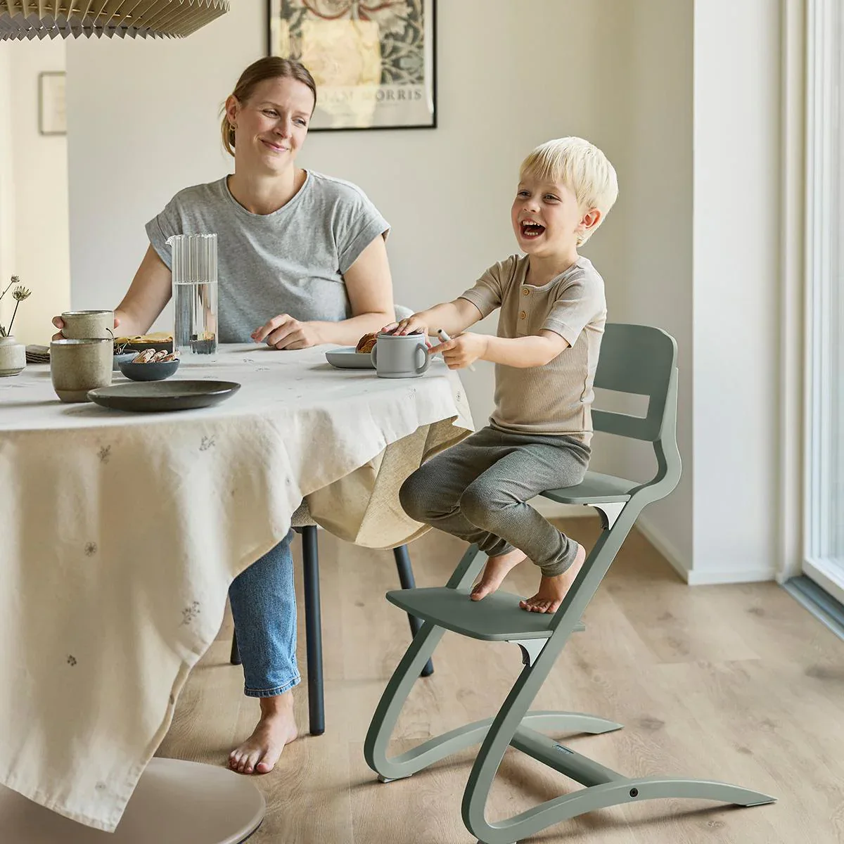 Leander® Highchair Louie™ wo. Safety Bar Sage Green - Image 4