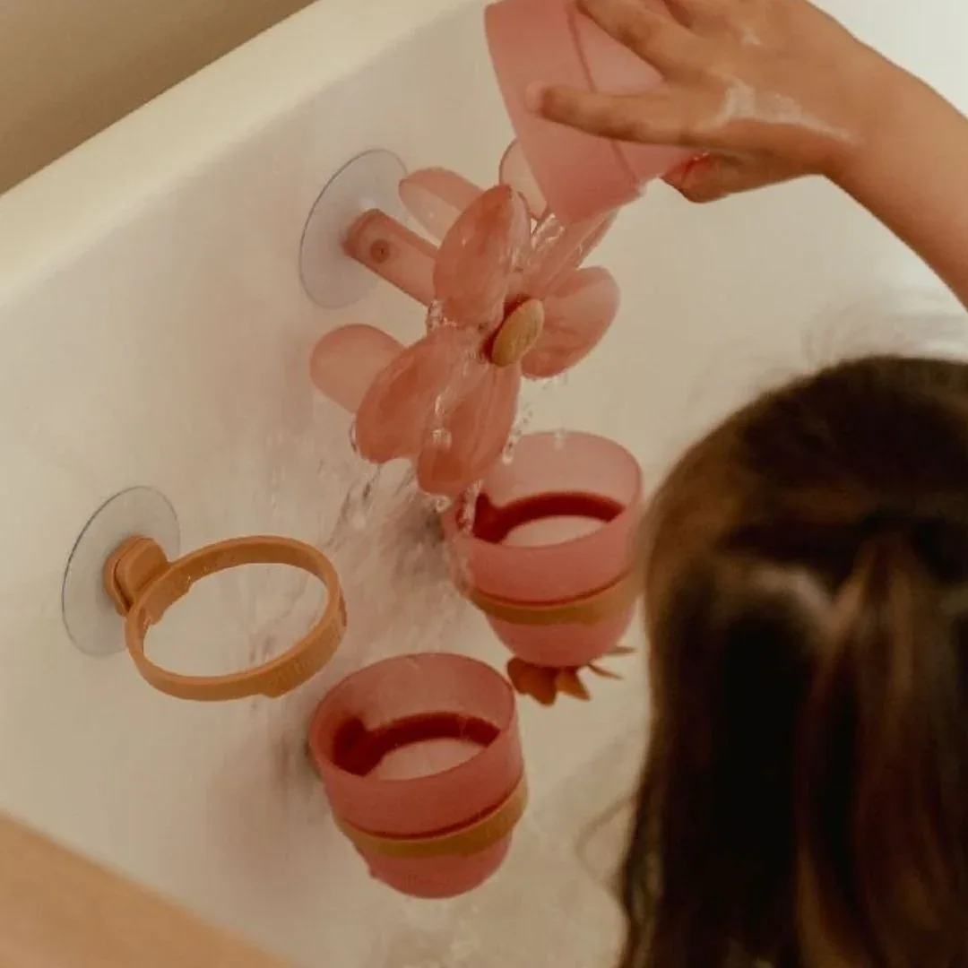Little Dutch®  Bath Play Cups Flower - Image 7