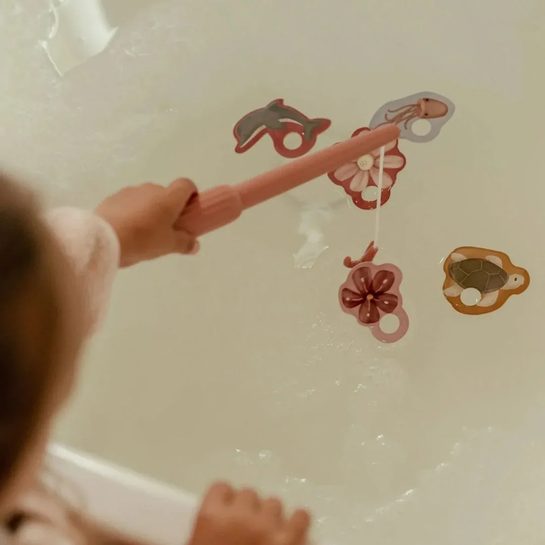 Little Dutch® Catch the Fish Game Girl - Image 4