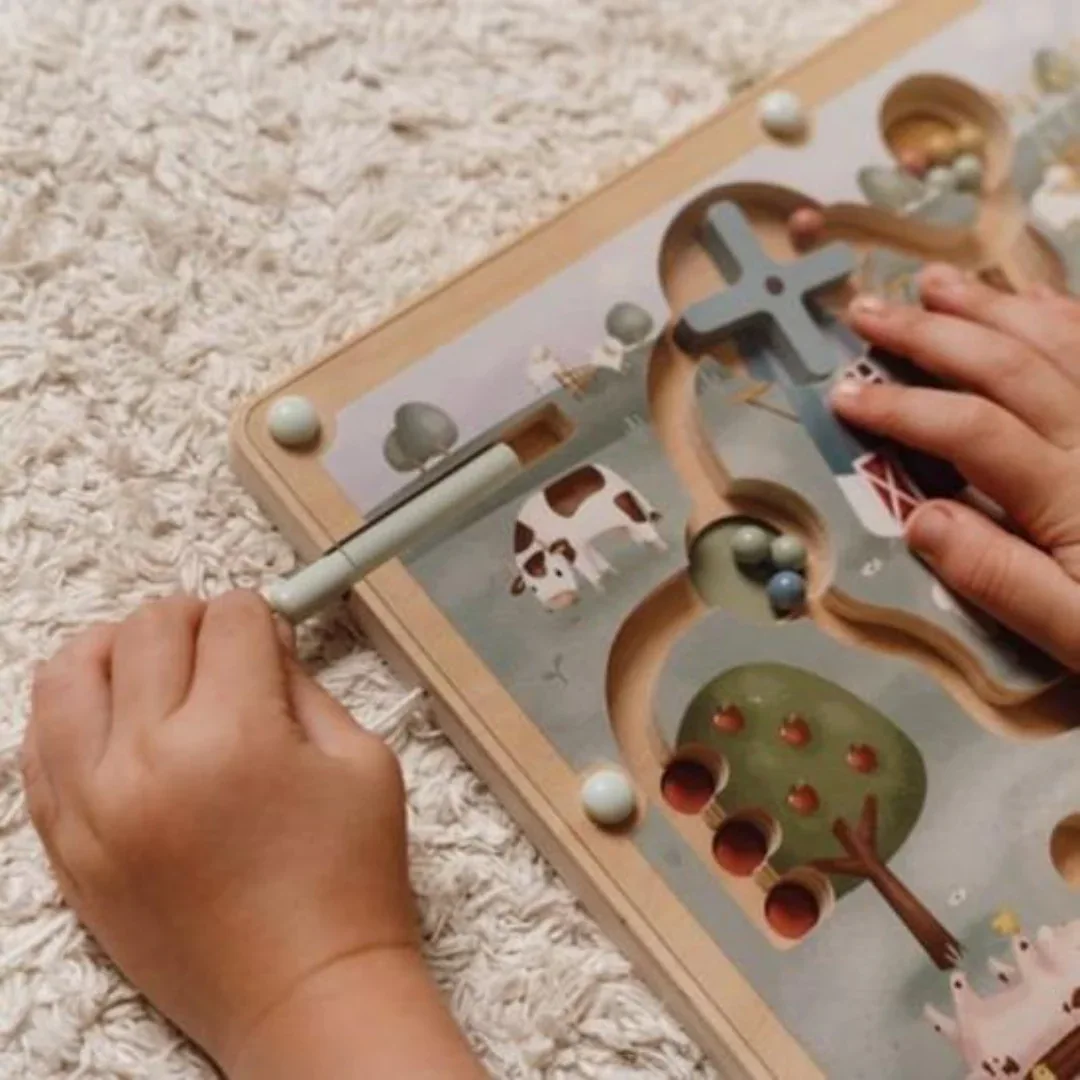 Little Dutch® Magnetic maze Little Farm - Image 3