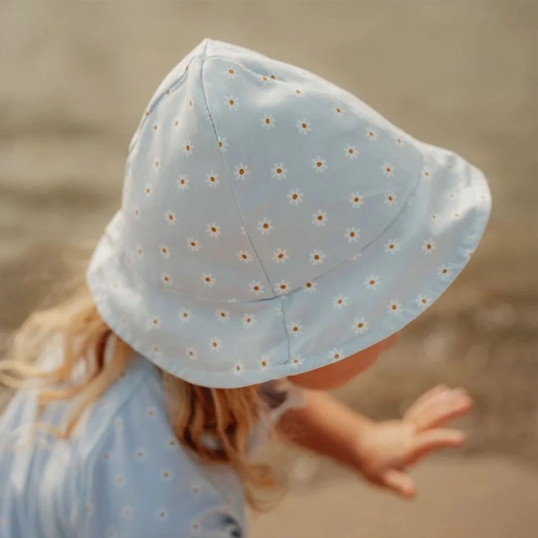 Little Dutch® Obojestranski Klobuček Daisies Blue (6-12M) - Image 2