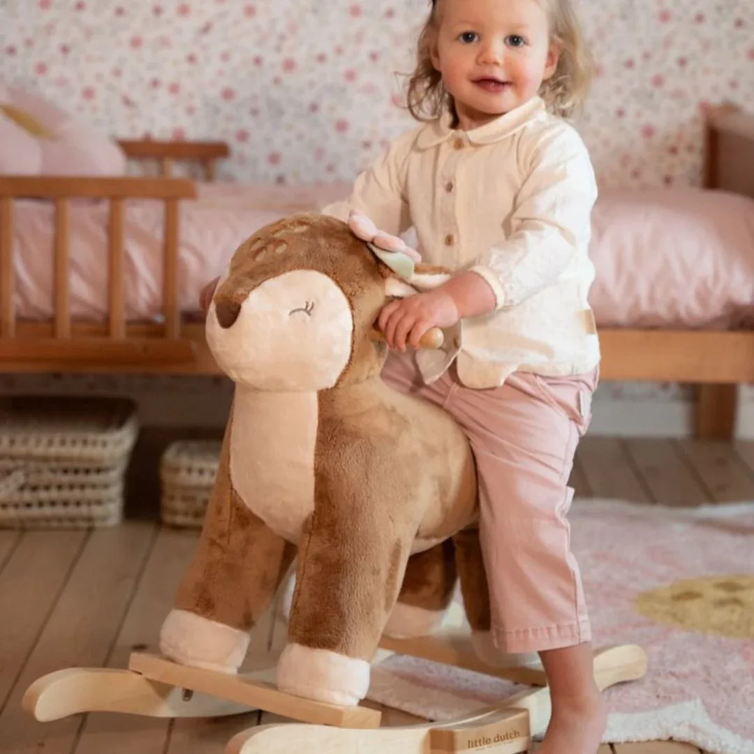 Little Dutch® Rocking Deer Fairy Garden - Image 4