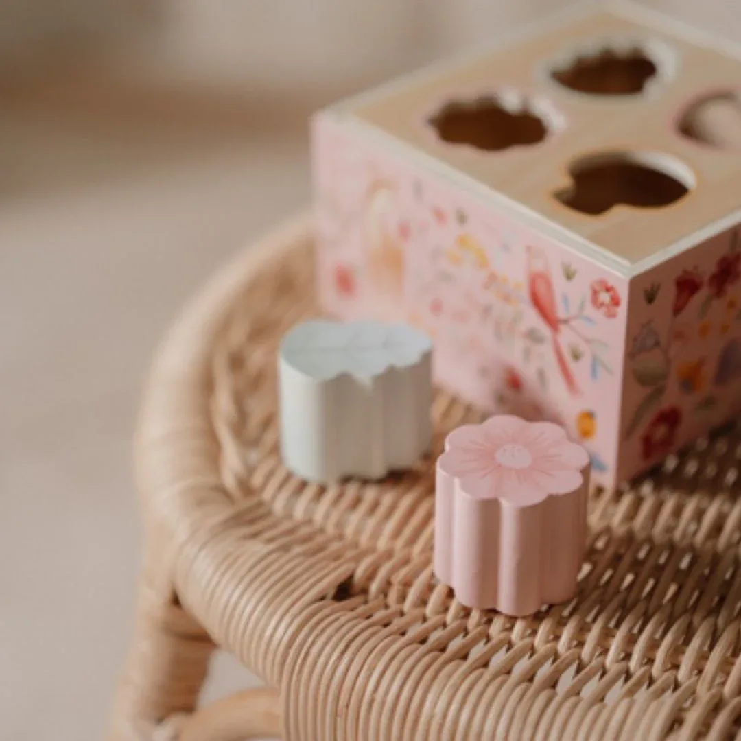 Little Dutch® Shape Sorter Fairy Garden  - Image 4