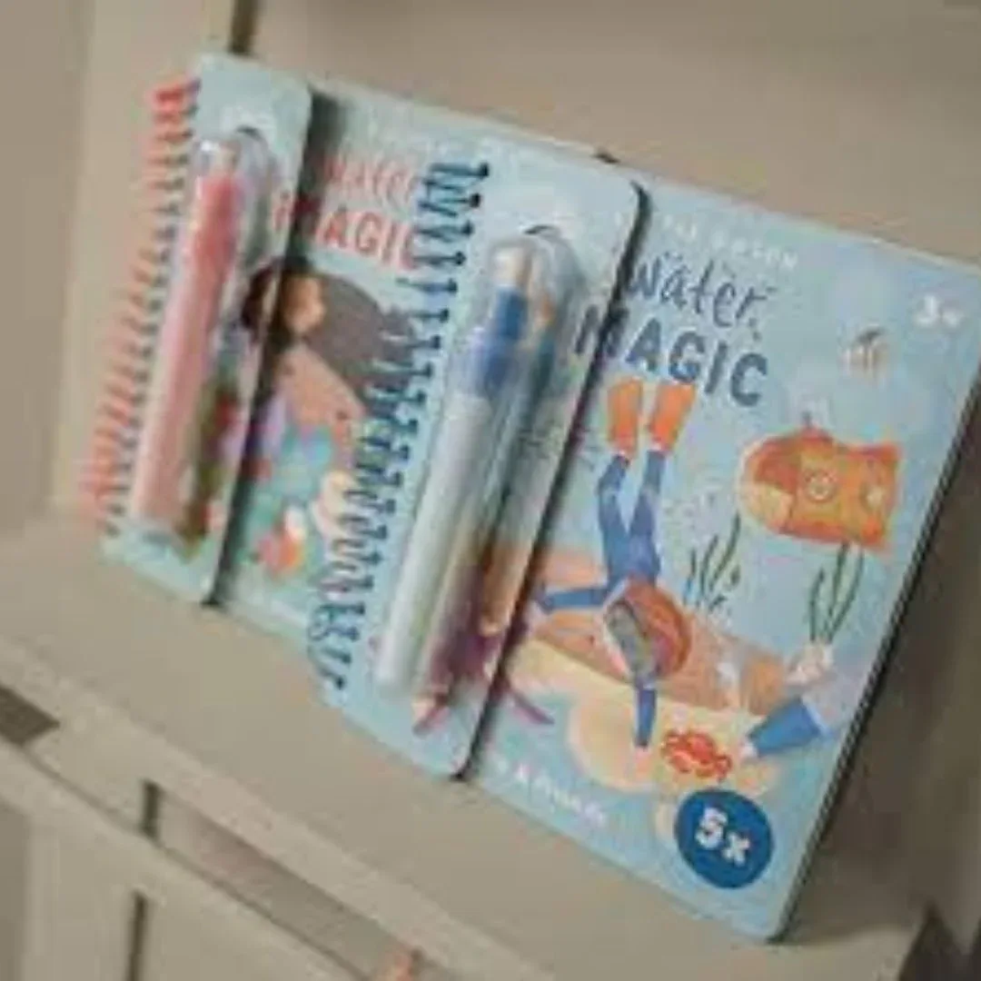 Little Dutch® Water magic book Rosa & Friends - Image 3