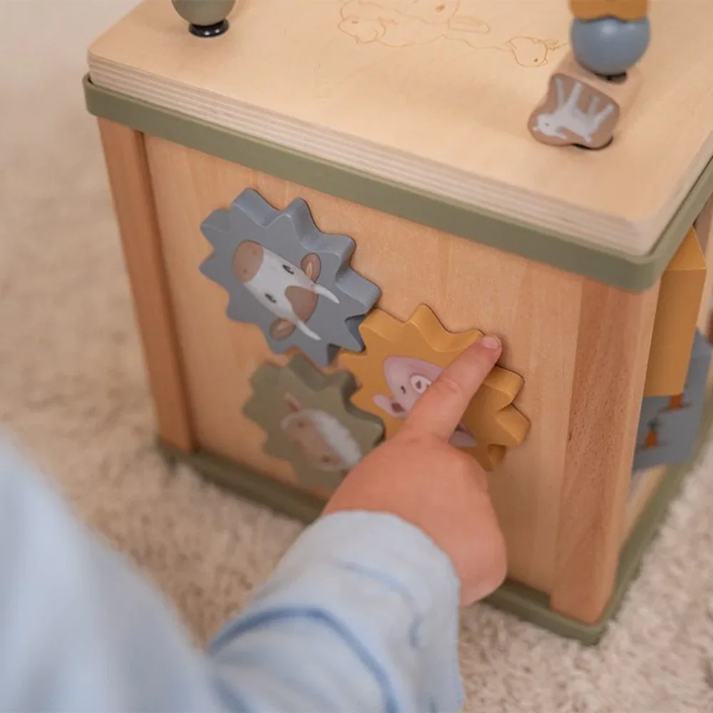 Little Dutch® Wooden Activity Cube Little Farm - Image 4