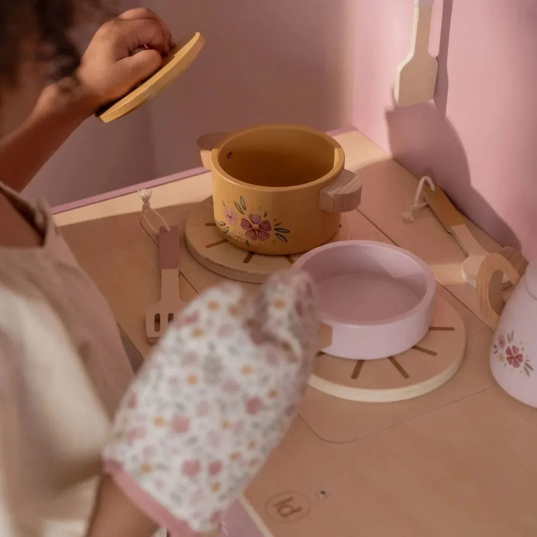 Little Dutch® Wooden Play Kitchen Pink - Image 6