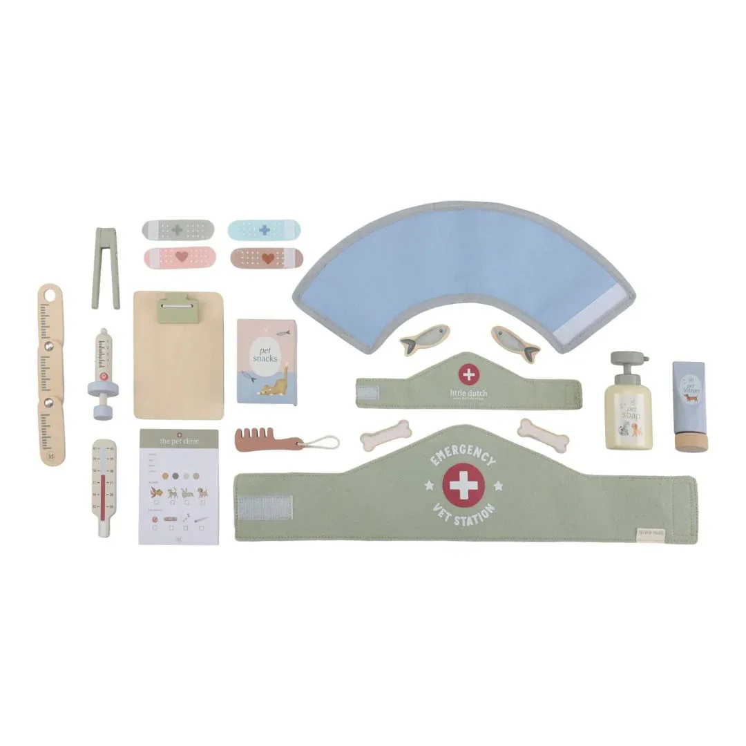 Little Dutch®  Wooden Veterinary Clinic  - Image 3