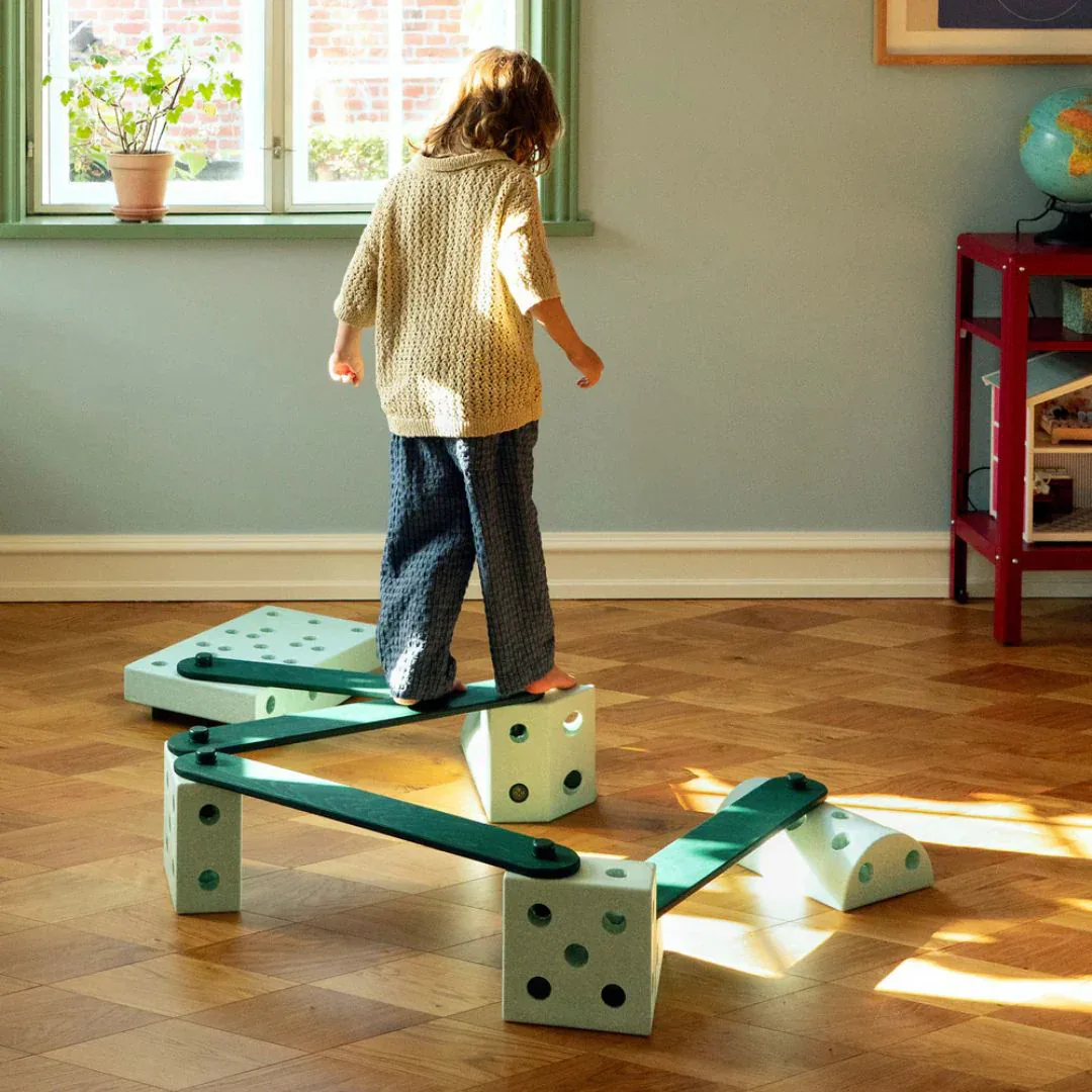 Modu® Balance Beams 2 pcs Forest Green - Image 3
