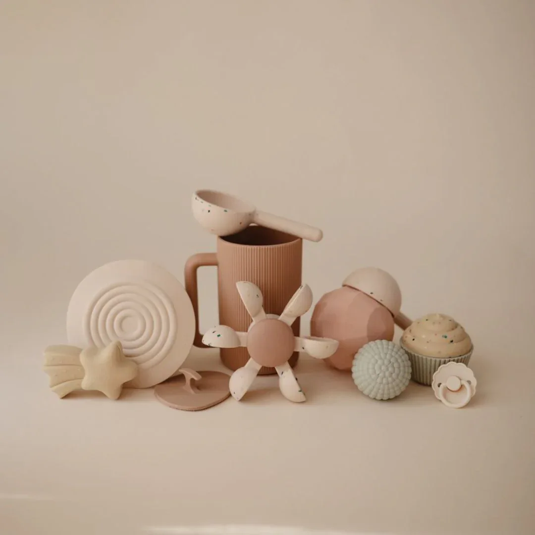 Mushie® Bath Play Set Water Wheel - Image 4
