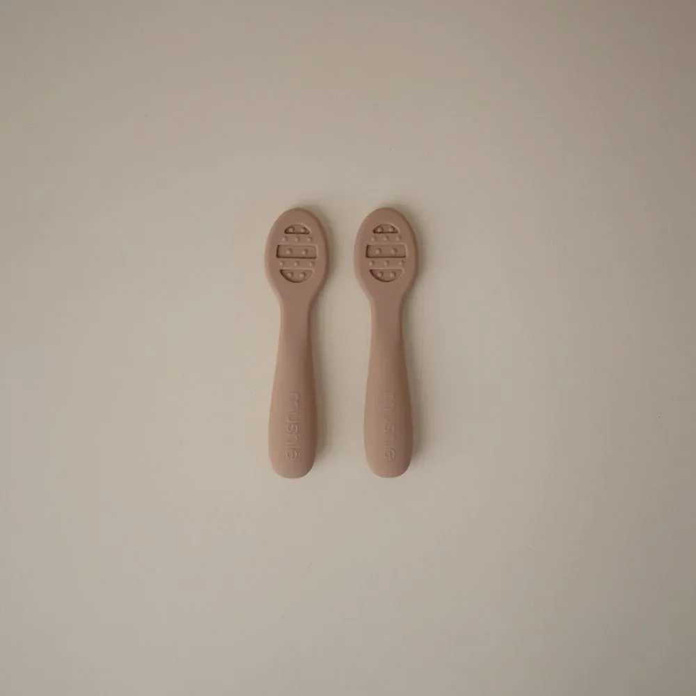 Mushie® First Feeding Baby Spoons 2-Pack Natural/Shifting Sand - Image 6