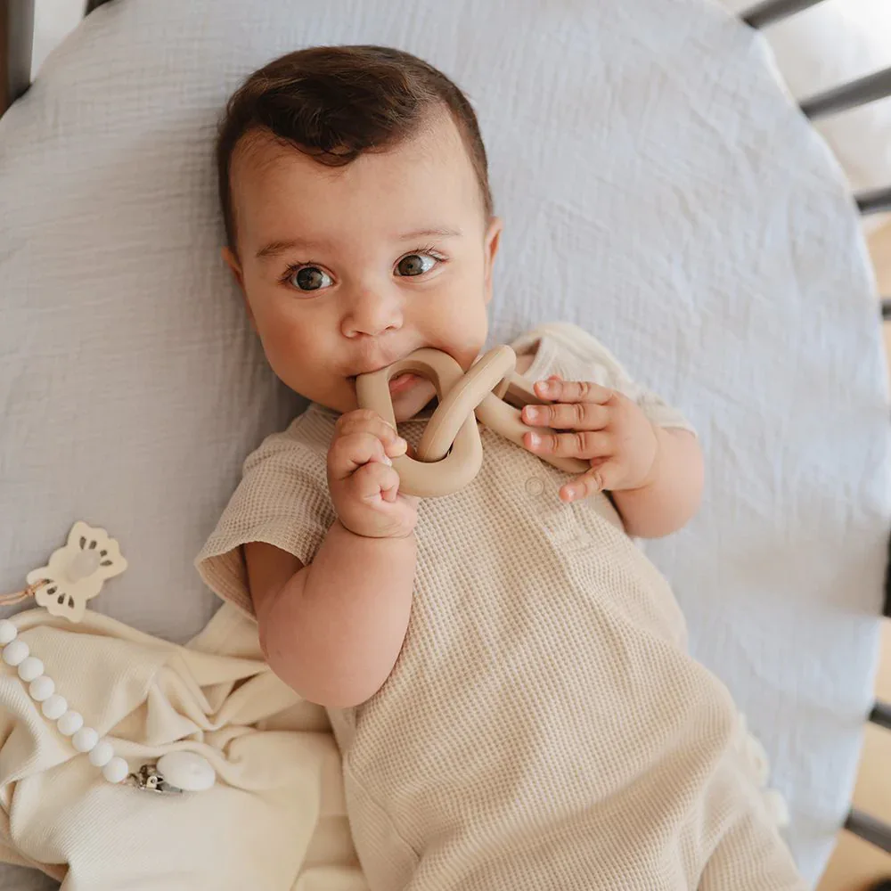 Mushie® Links Teether - Tradewinds - Image 3