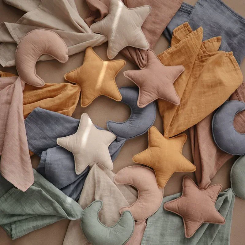 Mushie® Lovey Blanket Moon Blush - Image 6
