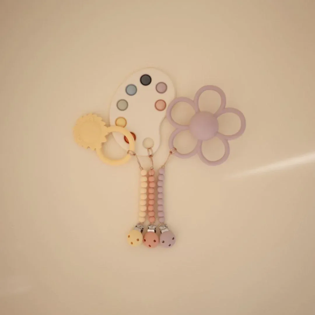 Mushie® Pacifier Clip Hera Soft Lilac - Image 5